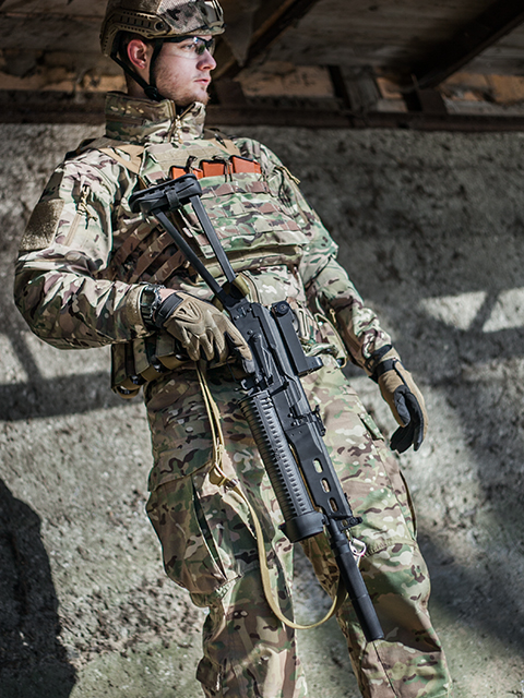 Lightweight Jump Plate Carrier - Multicam Black [EM]