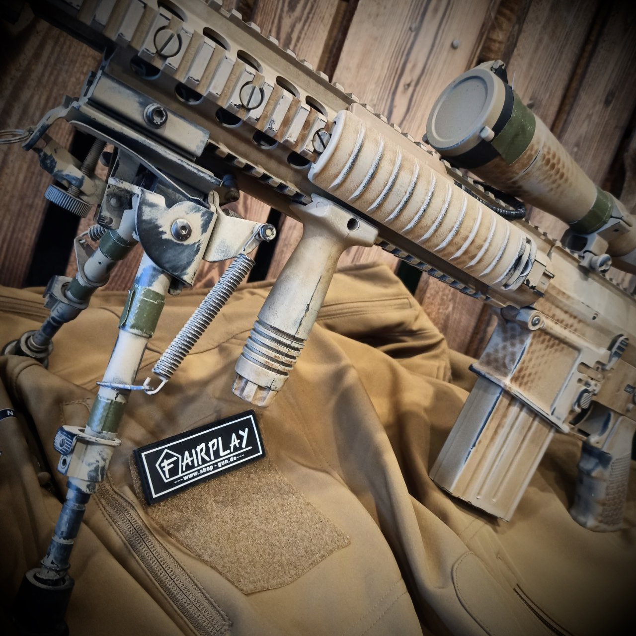 Kopie von CUSTOMGUN: E&C SR25 'American Sniper' S-AEG mit Perun Hybrid, Zweibein, Aim-O Zielfernrohr, Paintjob #1