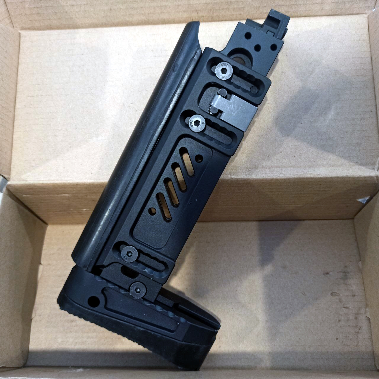 [LIMITED] AK Klappschaft mit defekter Schaftaufnahme (5KU)