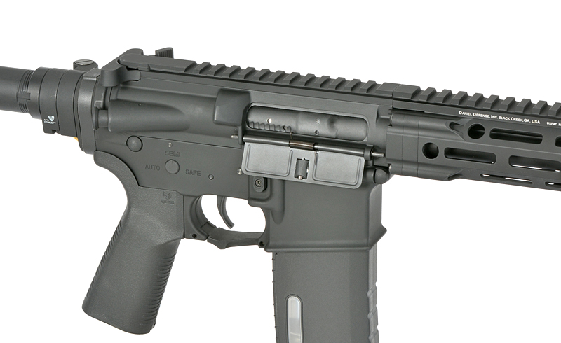 Daniel Defense DDM4 V7 max. 0,5J AEG (APS/EMG)