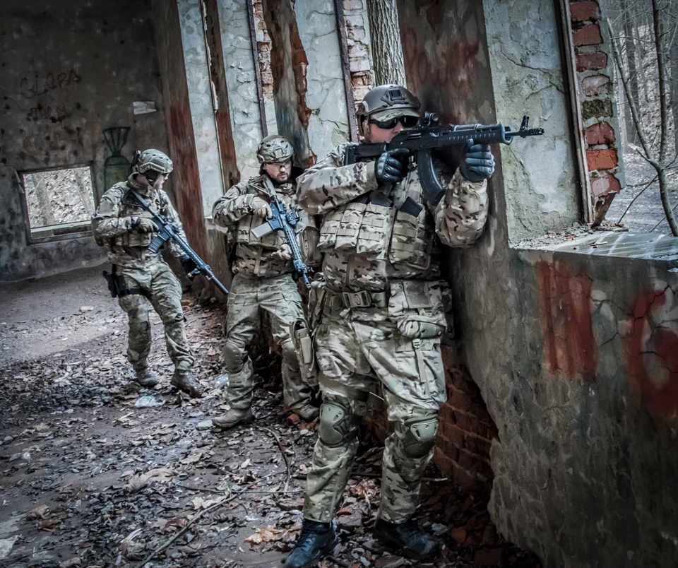 Open Top Triple 7.62x39 AK Mag Pouch - COYOTE [8FIELDS]