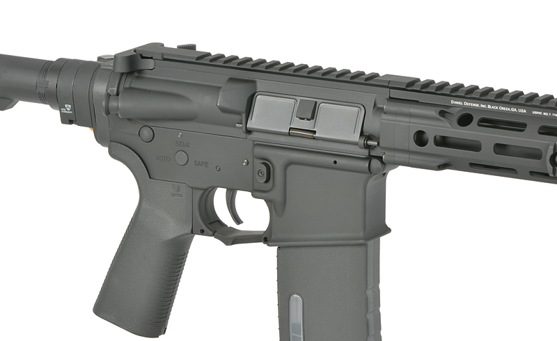 Daniel Defense DDM4 V7 max. 0,5J AEG (APS/EMG)