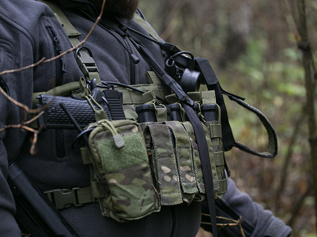 Backpack w/ MOLLE Front Panel - Black [8FIELDS]