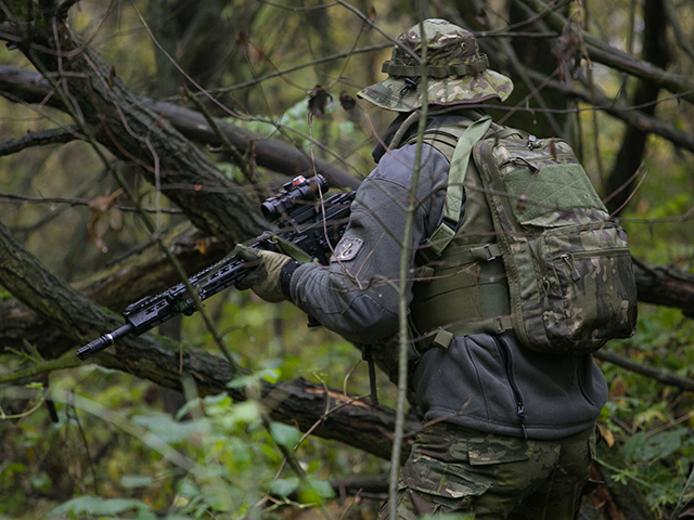 Backpack w/ MOLLE Front Panel - Black [8FIELDS]